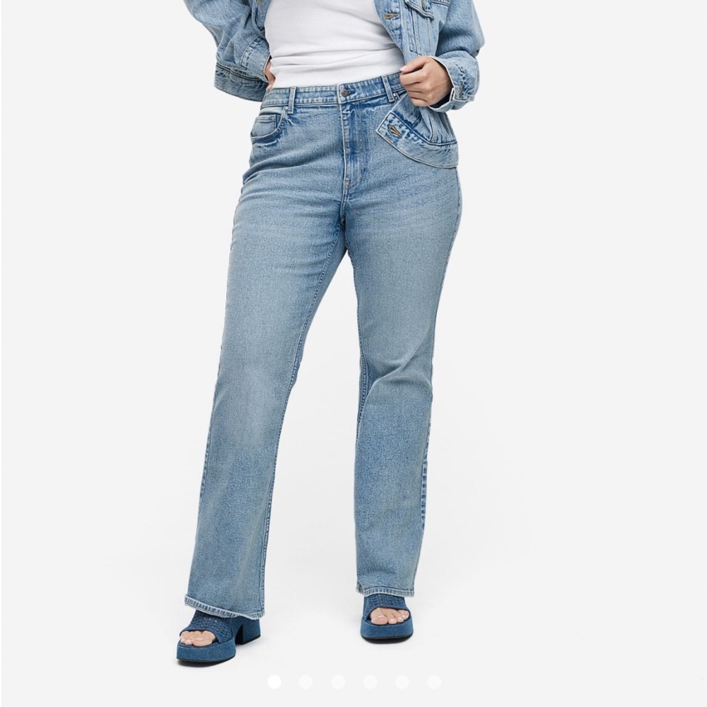 HM Curvy Fit Boot Cut Jeans